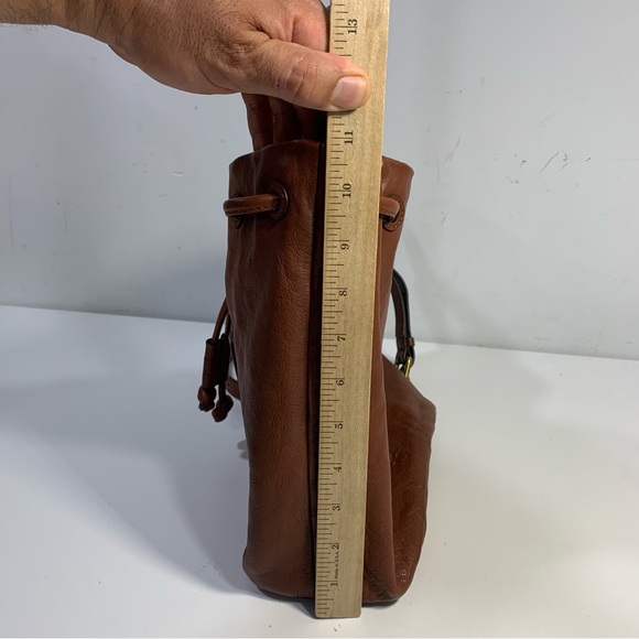 FRYE Olivia Bucket Drawstring Crossbody Bag Purse Cognac Dark Brown Leather - Picture 13 of 16